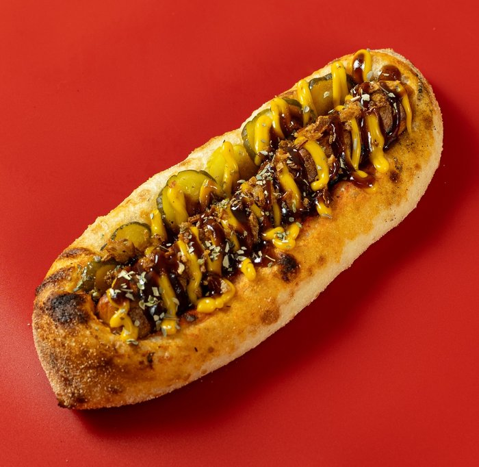 С соусом BBQ и огурчиком